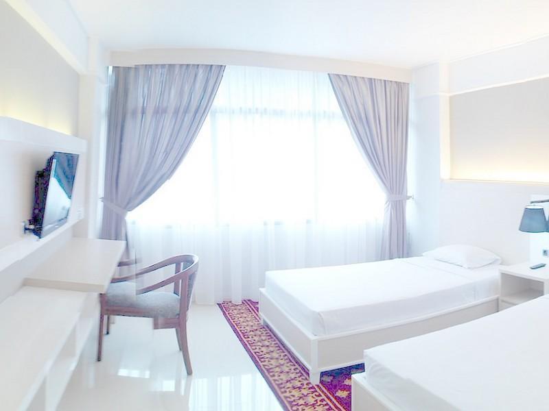 Hotel Sandjaja Палембанг Экстерьер фото